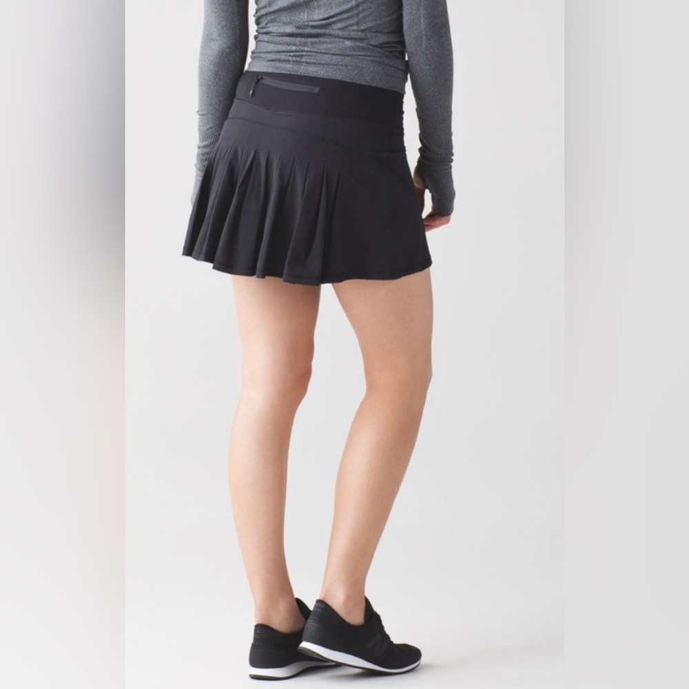 1 Lululemon circuit breaker skirt -skort